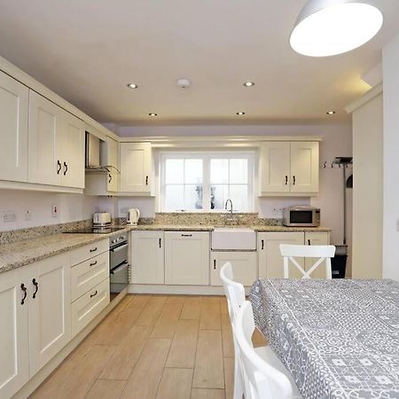 Royal Hillsborough Village Luxury Townhouse المظهر الخارجي الصورة